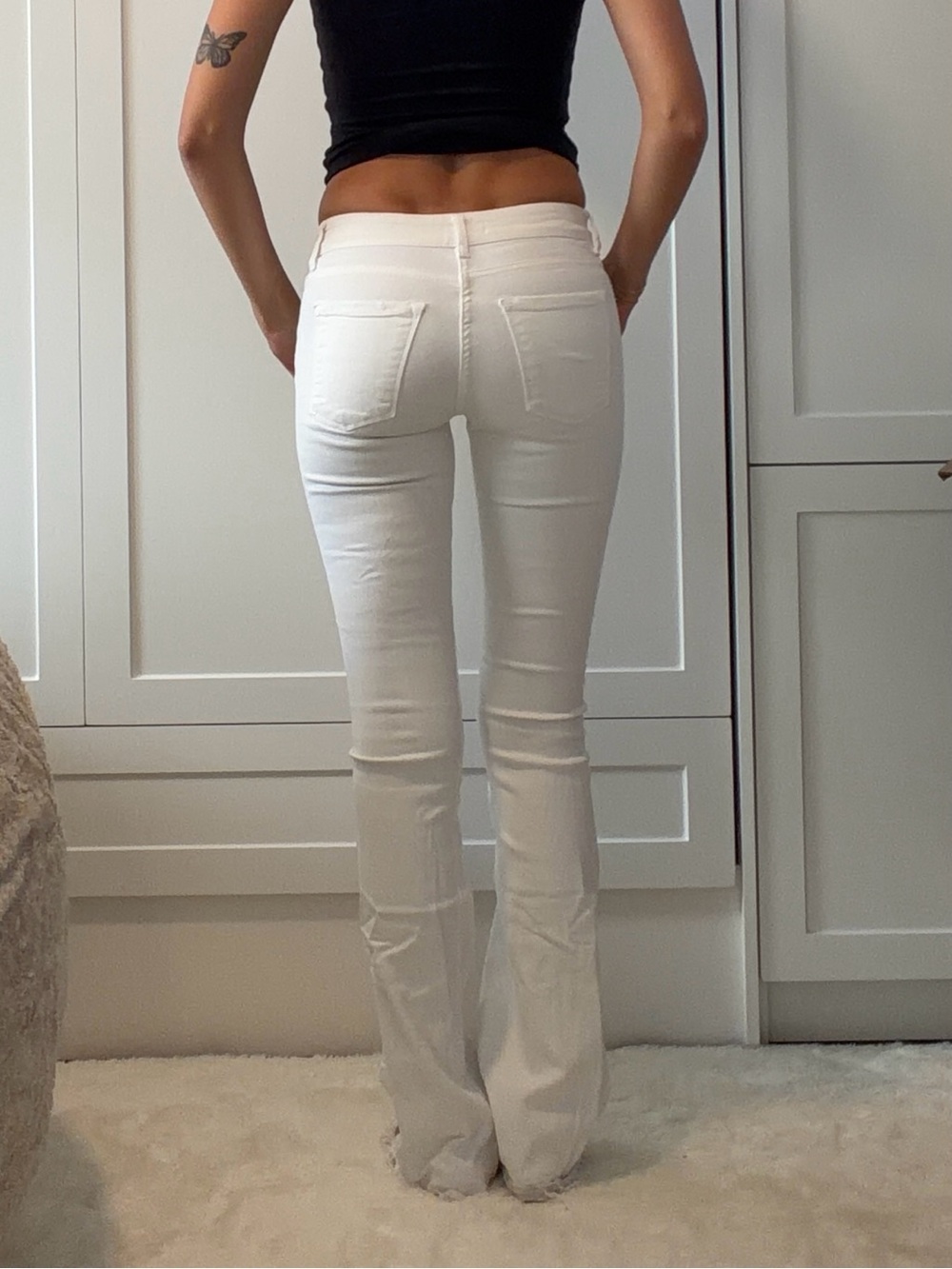 Zara White Flare Jeans - Low Waist - Picture 2 of 4